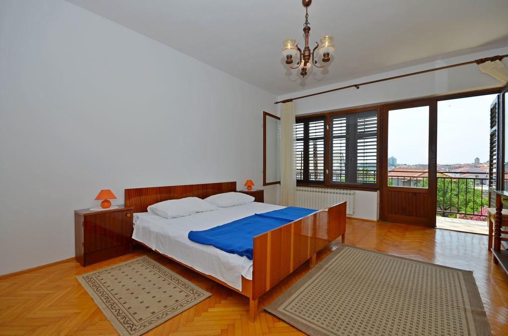 Apartments Marija Near Center فوديس المظهر الخارجي الصورة