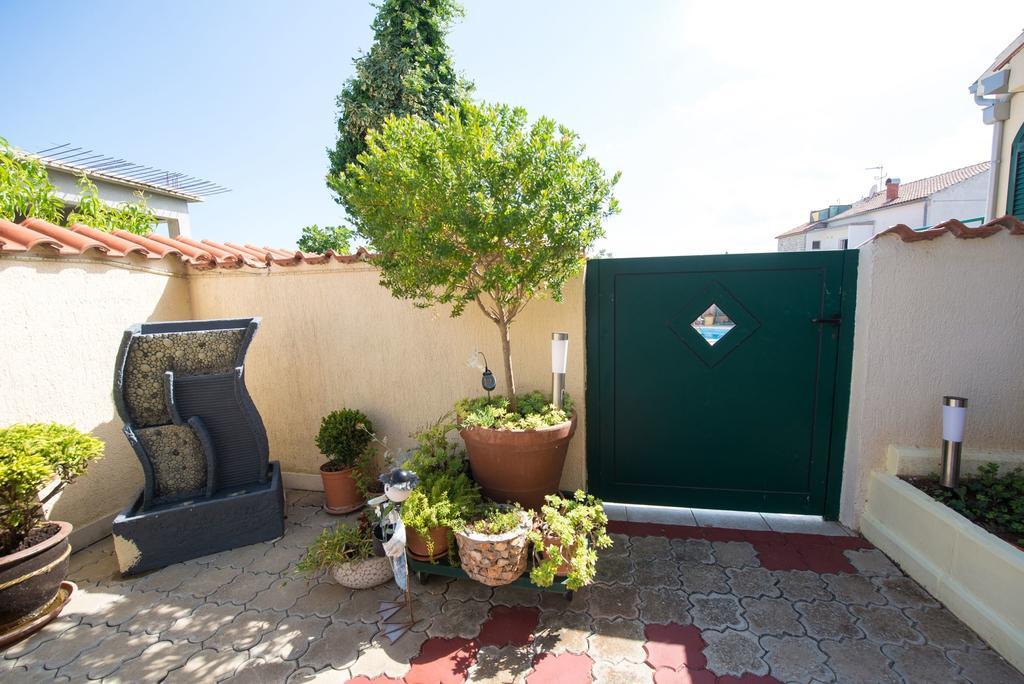 Apartments Marija Near Center فوديس المظهر الخارجي الصورة