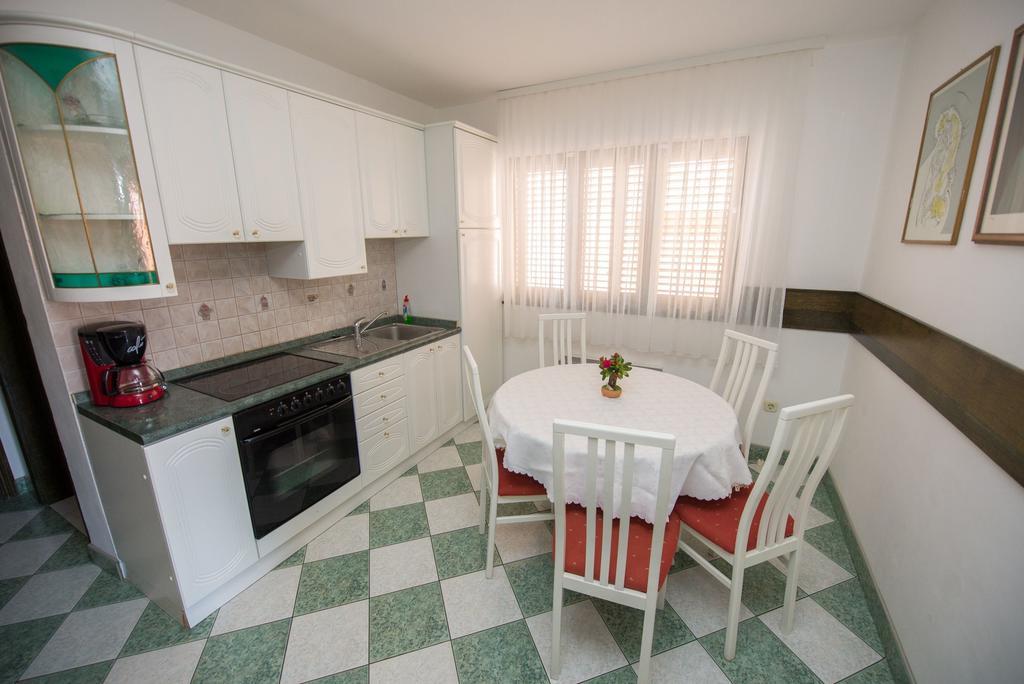 Apartments Marija Near Center فوديس المظهر الخارجي الصورة