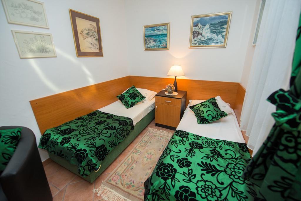 Apartments Marija Near Center فوديس المظهر الخارجي الصورة