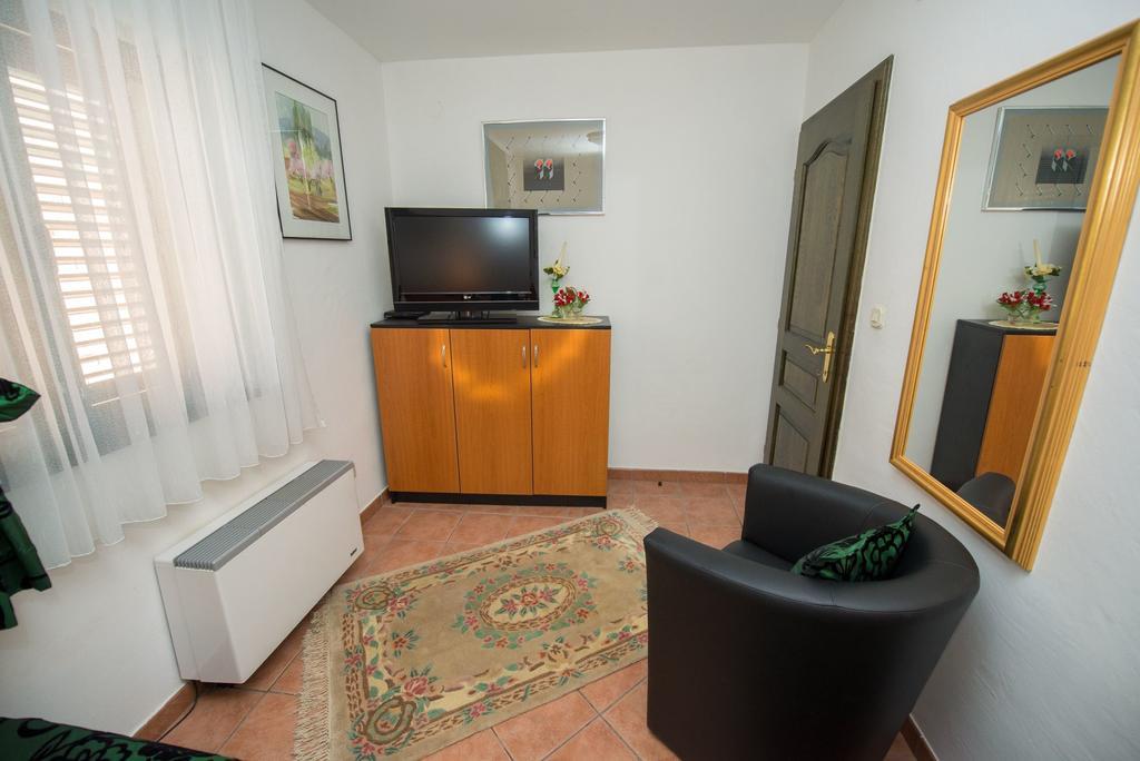 Apartments Marija Near Center فوديس المظهر الخارجي الصورة