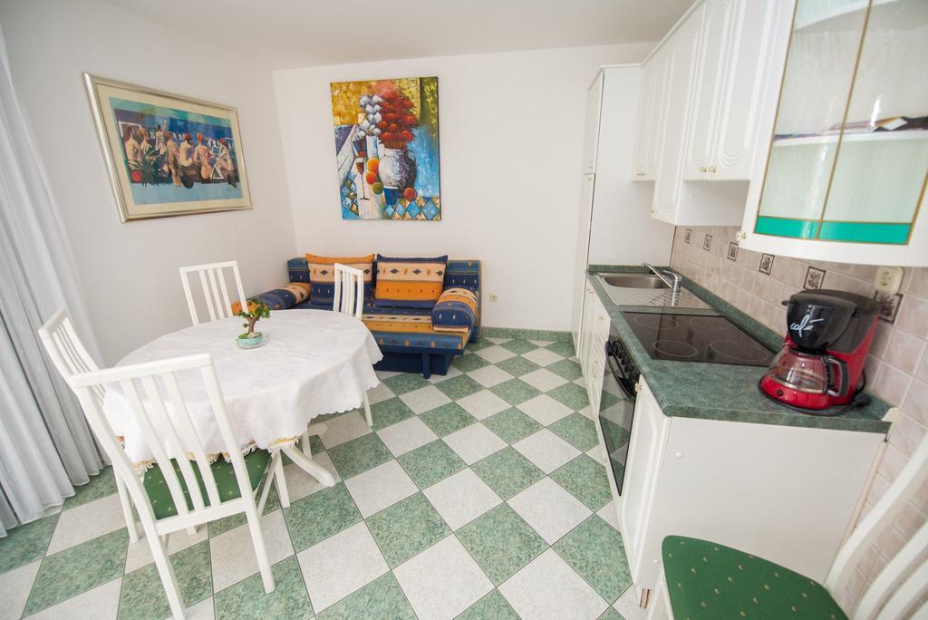 Apartments Marija Near Center فوديس المظهر الخارجي الصورة