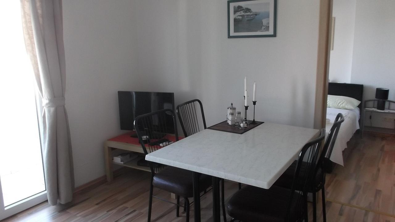 Apartments Marija Near Center فوديس الغرفة الصورة