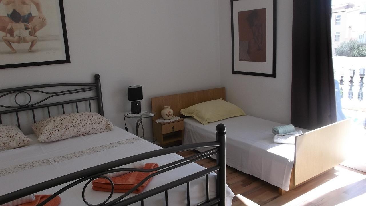 Apartments Marija Near Center فوديس الغرفة الصورة