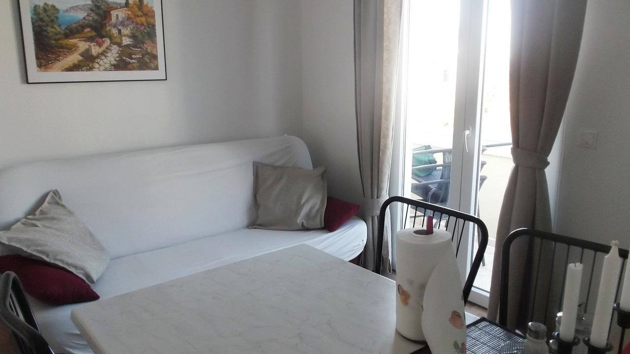 Apartments Marija Near Center فوديس الغرفة الصورة